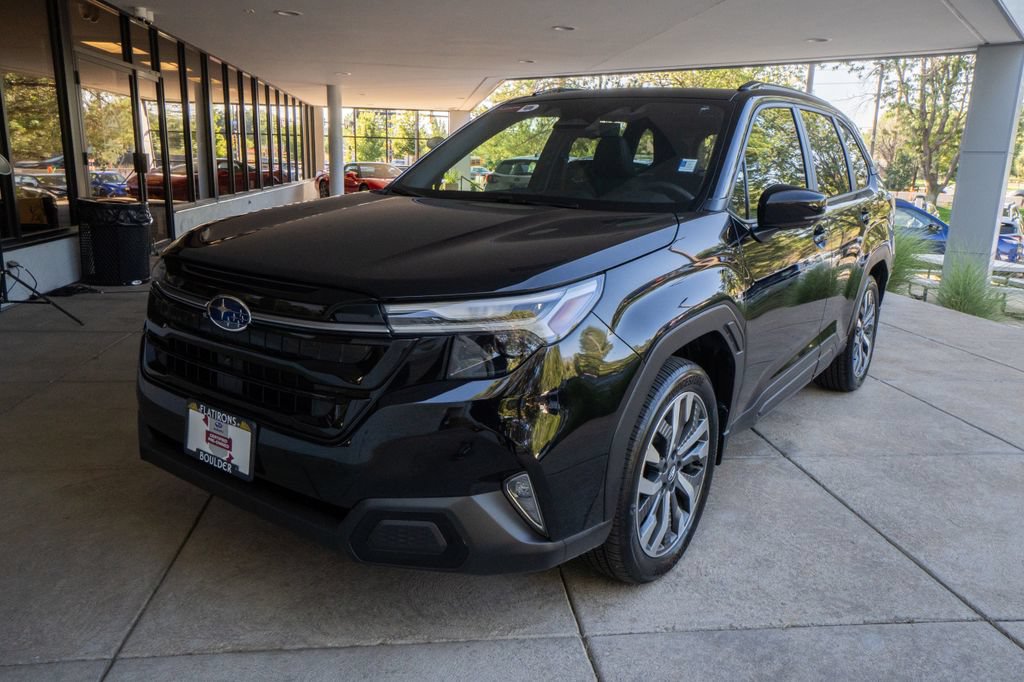 Certified 2025 Subaru Forester Touring w/ Protection Package AWD/4WD image 3