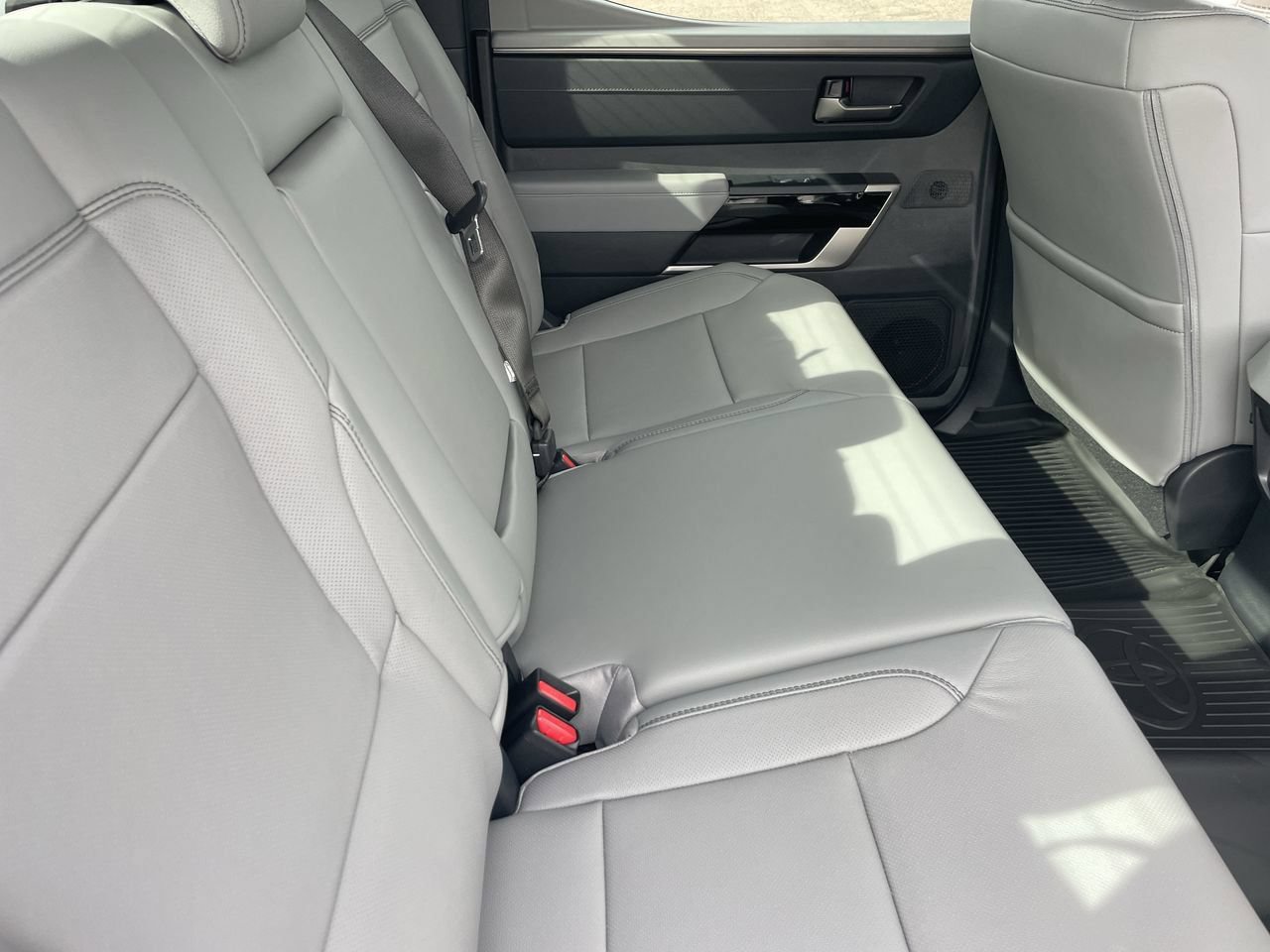 New 2026 Toyota Tundra Limited AWD/4WD image 22