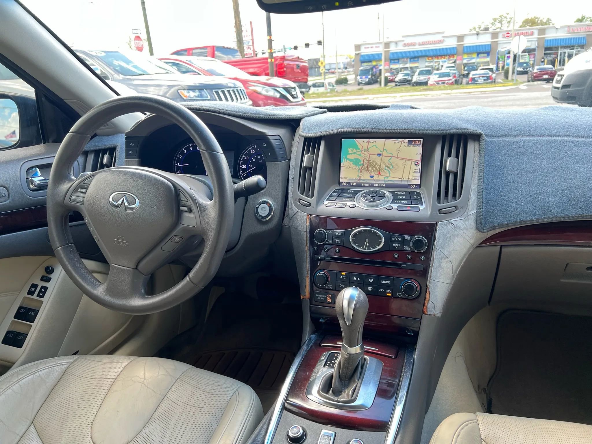 Used 2010 INFINITI G37 Limited Edition w/ Premium Pkg RWD image 14