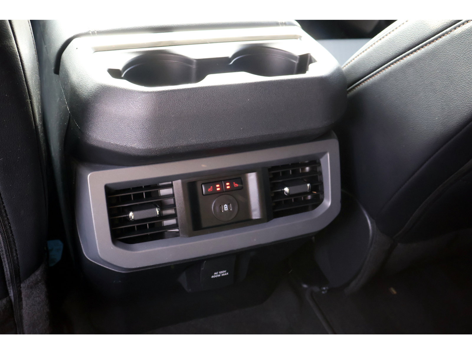 Used 2025 Ford F250 Lariat w/ Lariat Ultimate Package AWD/4WD image 26
