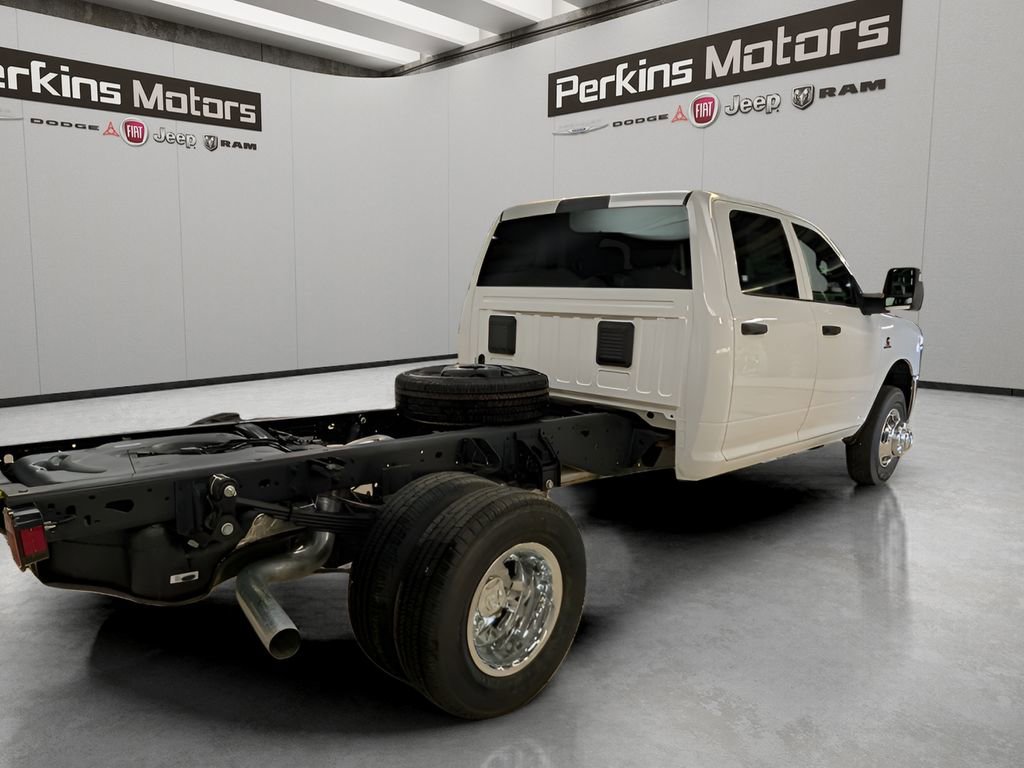 New 2026 RAM 3500 Tradesman w/ Chrome Appearance Group A image 4