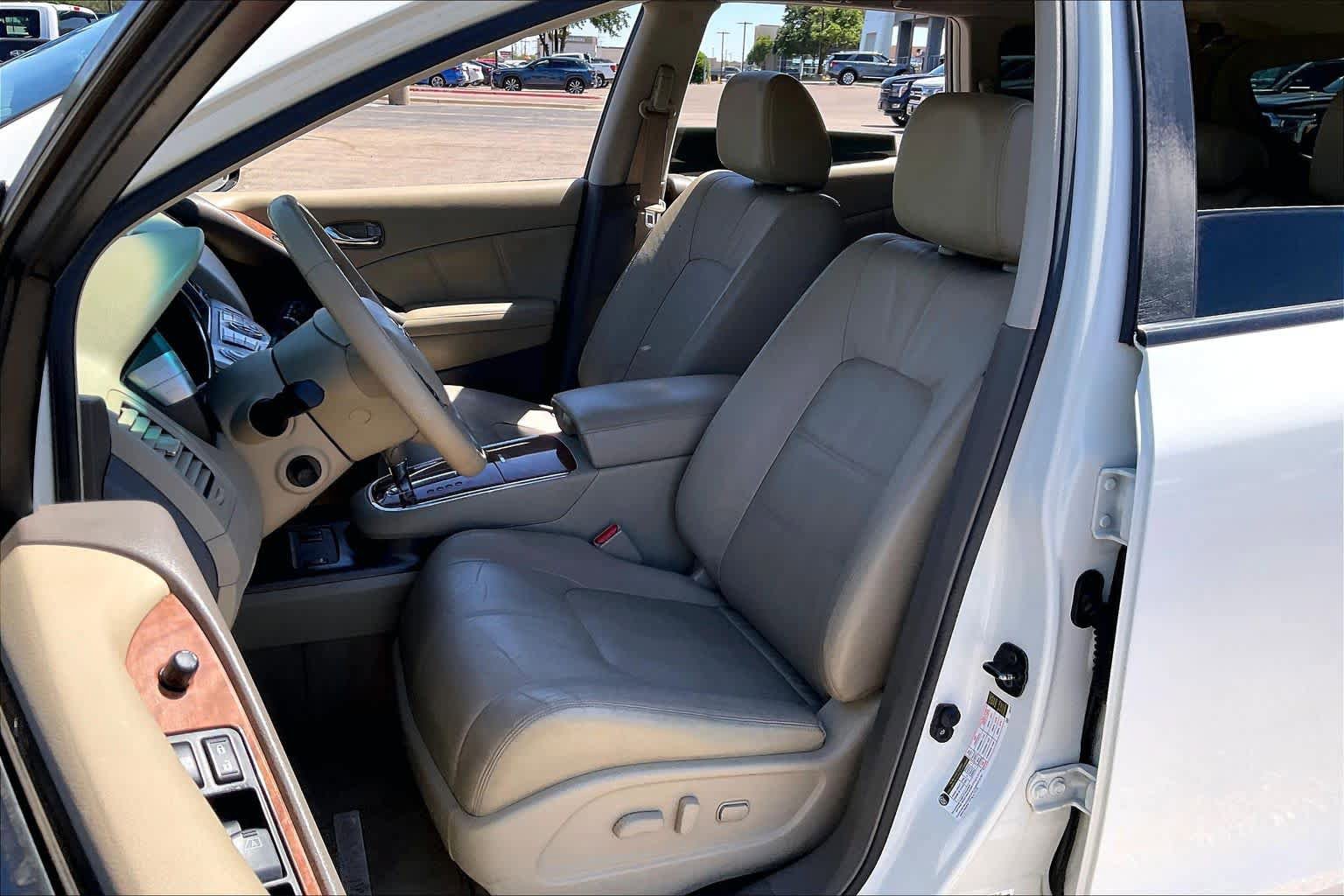 Used 2012 Nissan Murano LE w/ Platinum Pkg FWD image 7