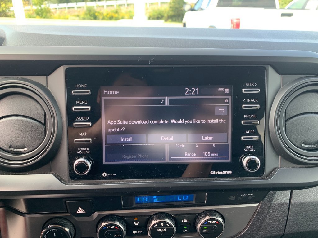 Used 2021 Toyota Tacoma SR AWD/4WD image 21