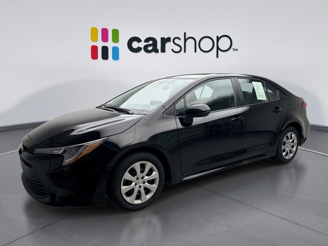 Used 2024 Toyota Corolla LE FWD image 1