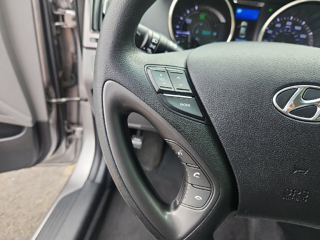 Used 2011 Hyundai Sonata Hybrid FWD image 20