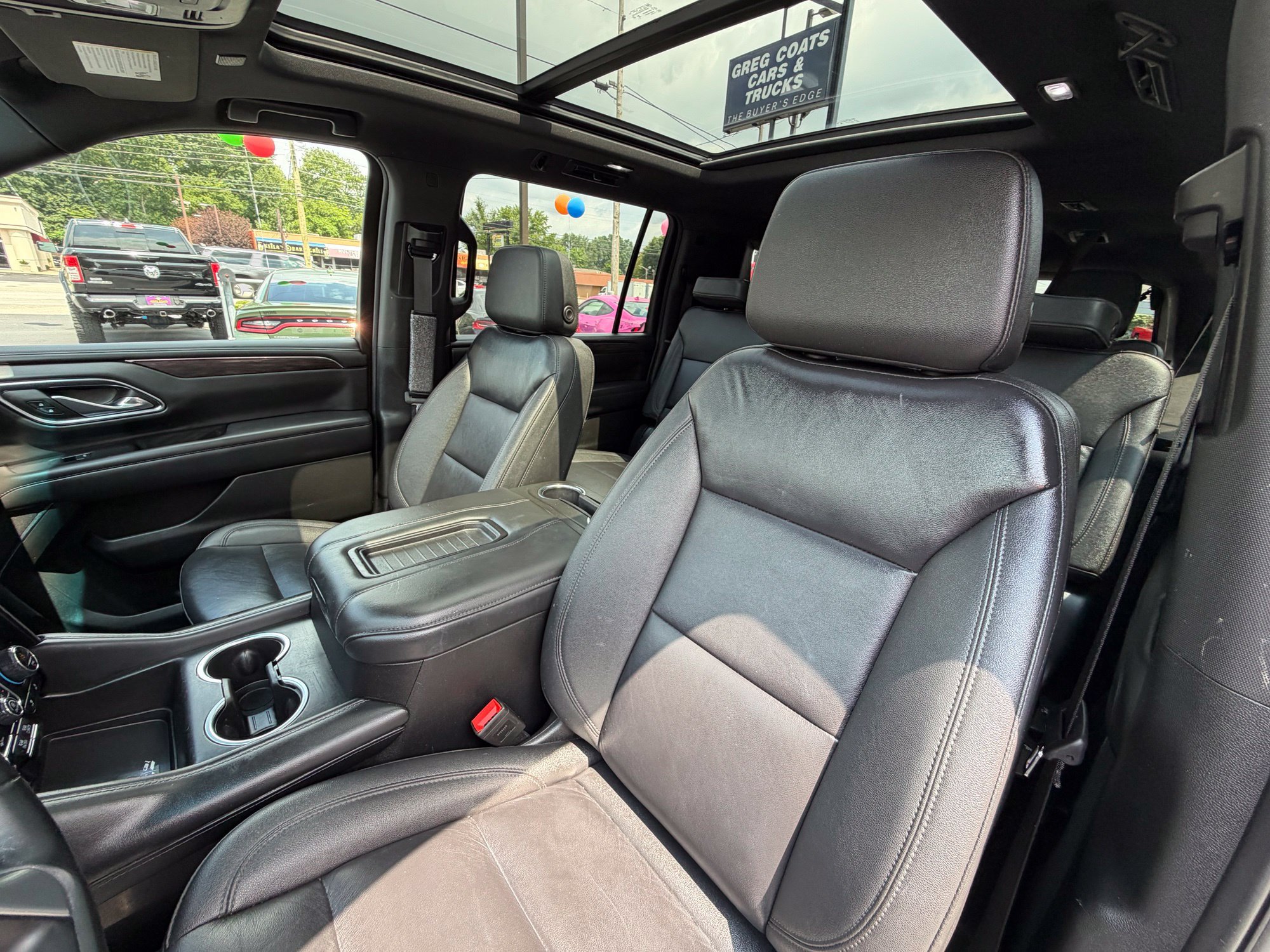 Used 2024 Chevrolet Suburban LT AWD/4WD image 23