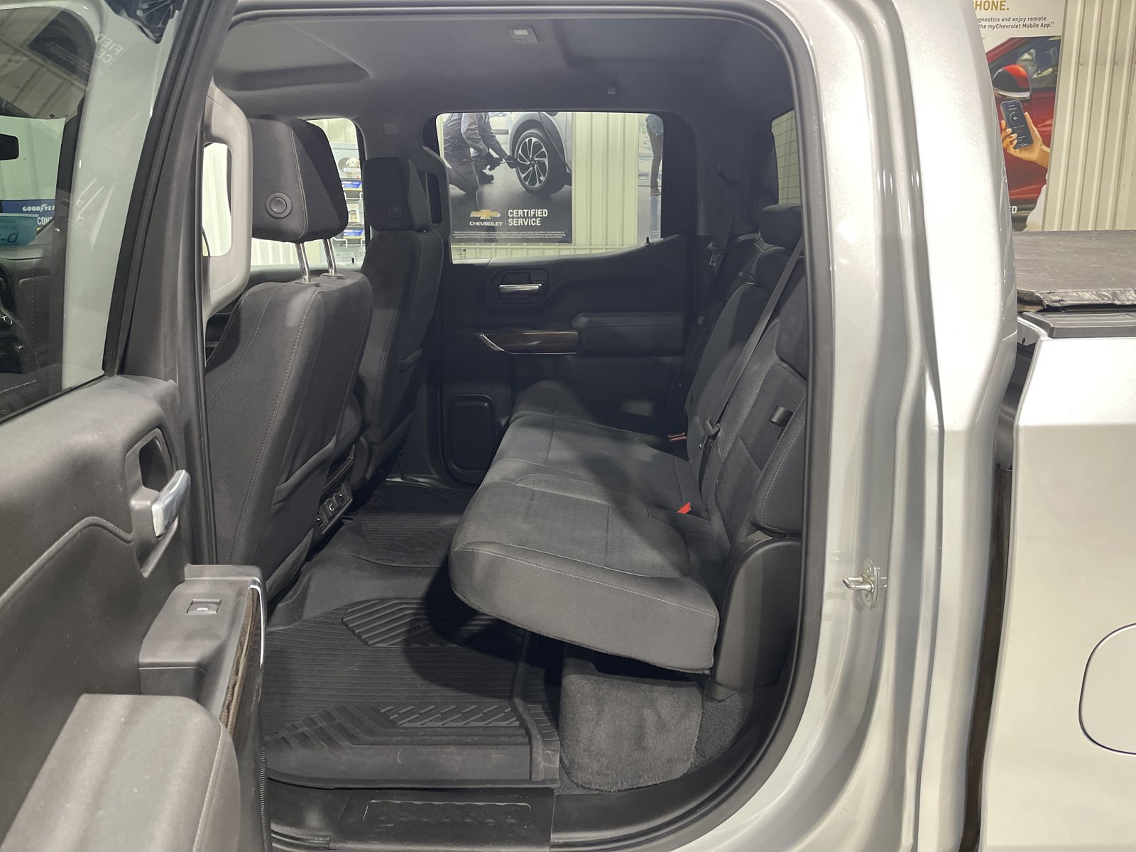Used 2021 Chevrolet Silverado 1500 RST image 12