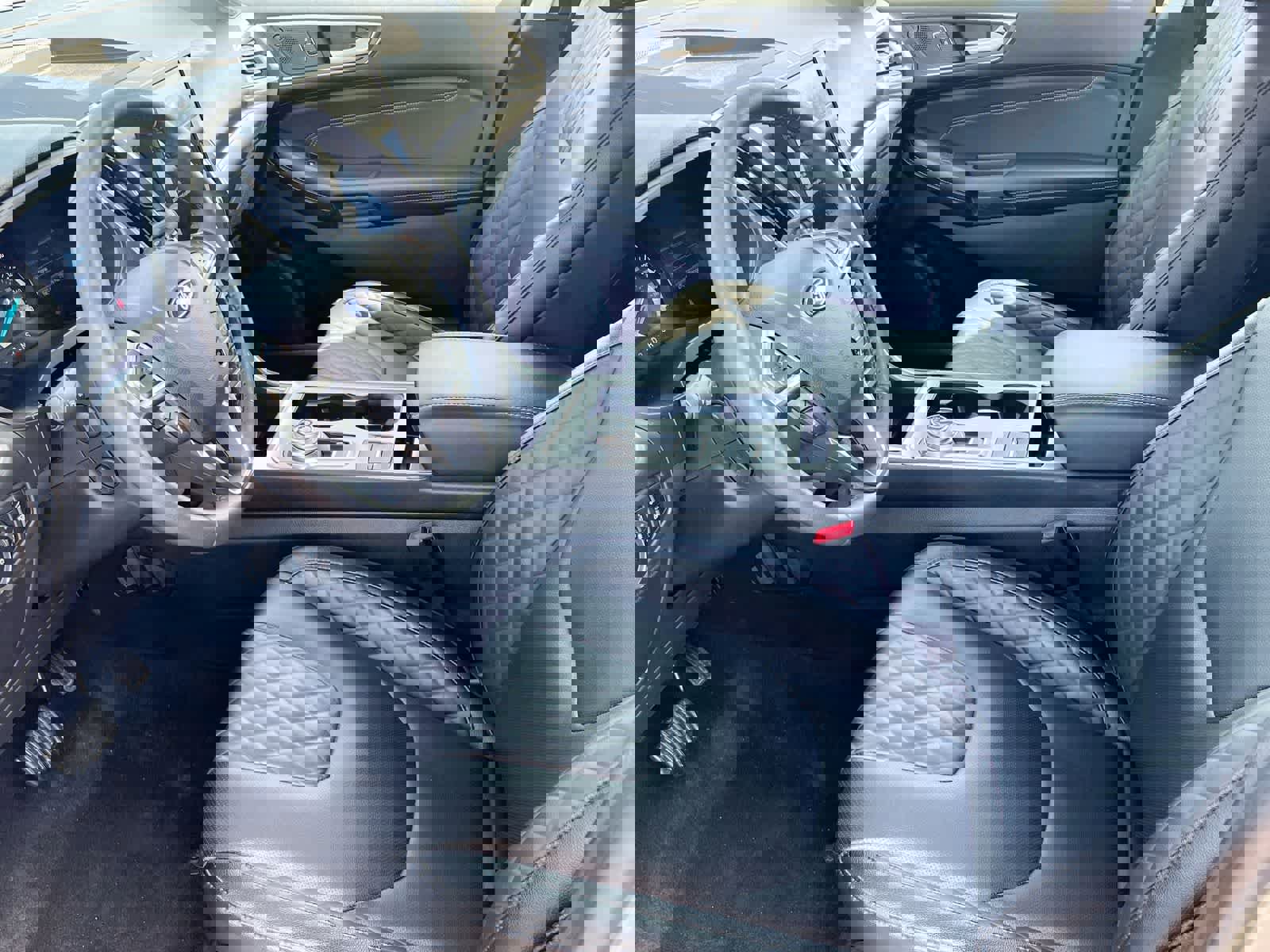 Used 2024 Ford Edge Titanium w/ Equipment Group 301A image 10