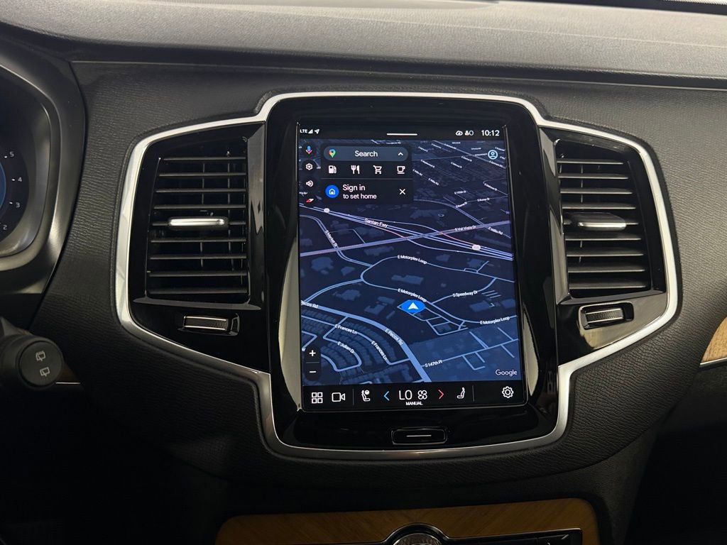 Used 2025 Volvo XC90 B6 Plus image 18