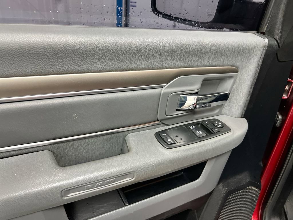 Used 2013 RAM 1500 Express image 19