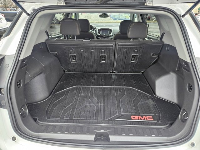 Used 2021 GMC Terrain SLE w/ LPO, Floor Liner Package image 14