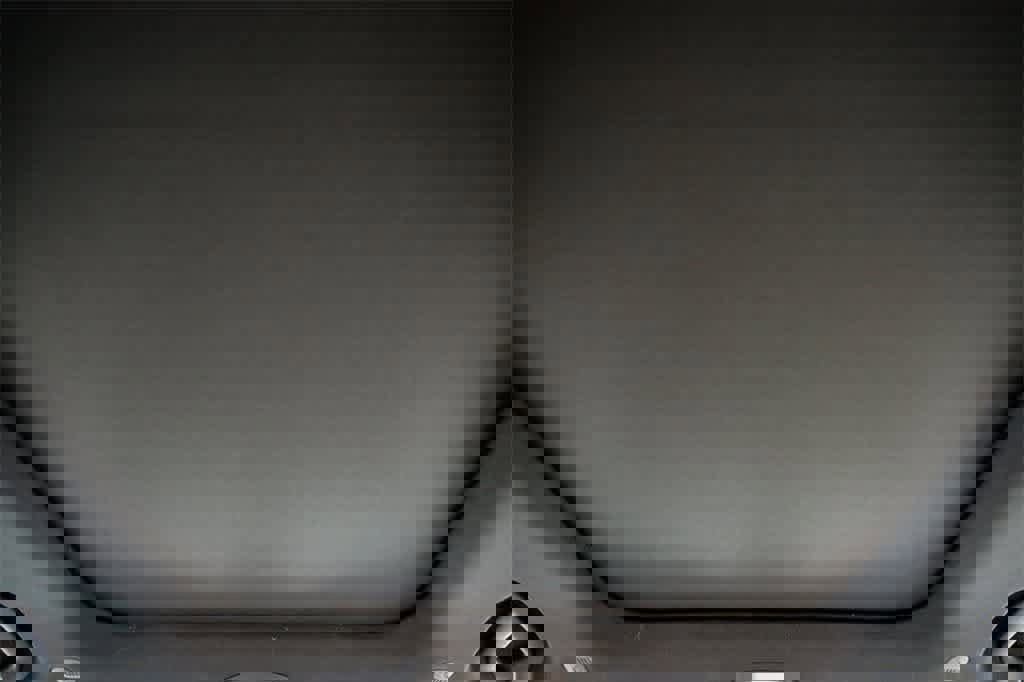 New 2025 Jeep Grand Cherokee Limited w/ Luxury Tech Group II image 16