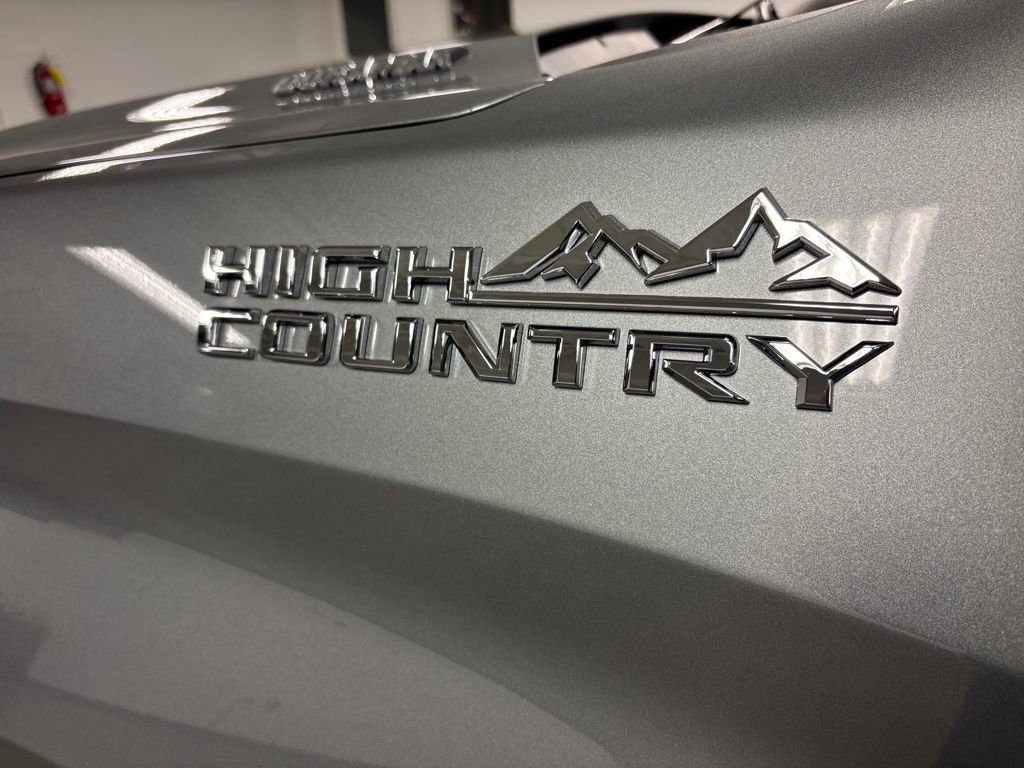 Certified 2026 Chevrolet Silverado 1500 High Country w/ Technology Package image 15