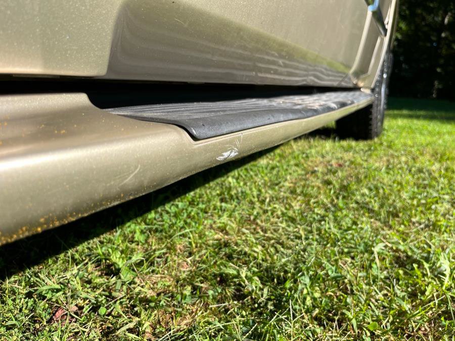 Used 2004 INFINITI QX56 4WD w/ Smart Vision Pkg image 16