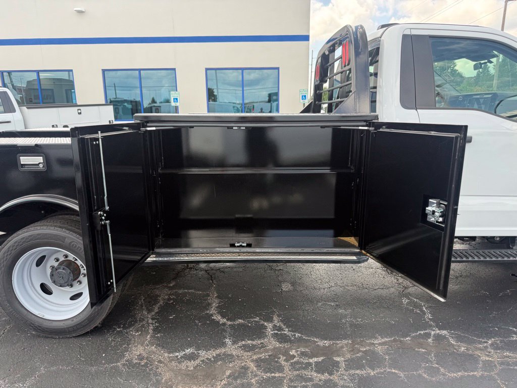 New 2026 Ford F550 4x4 Regular Cab Super Duty image 59
