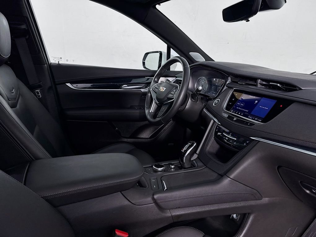 Used 2024 Cadillac XT5 Premium Luxury w/ Technology Package image 38