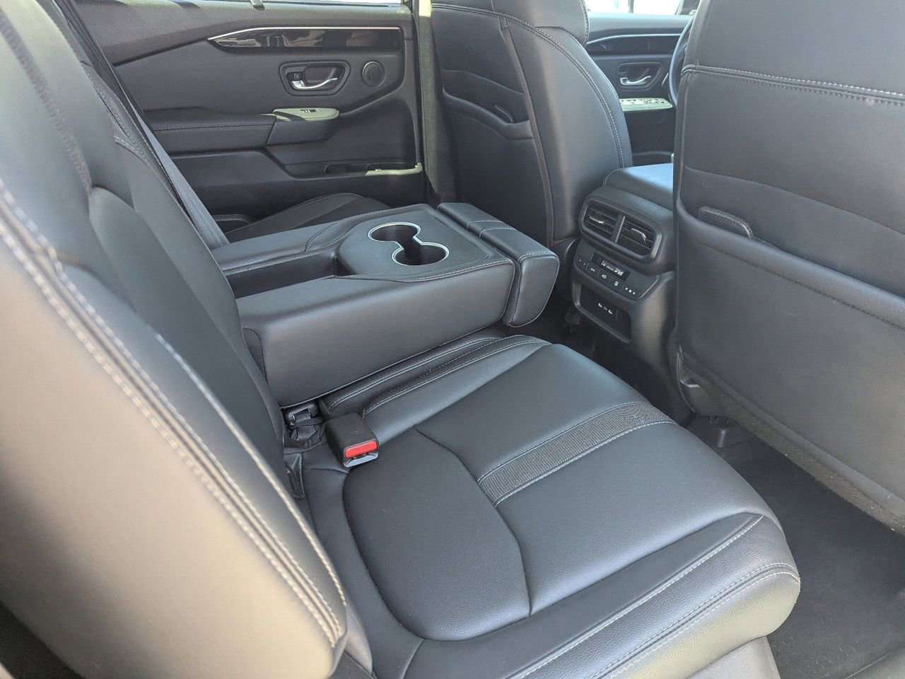 Certified 2025 Honda Pilot EX-L image 11