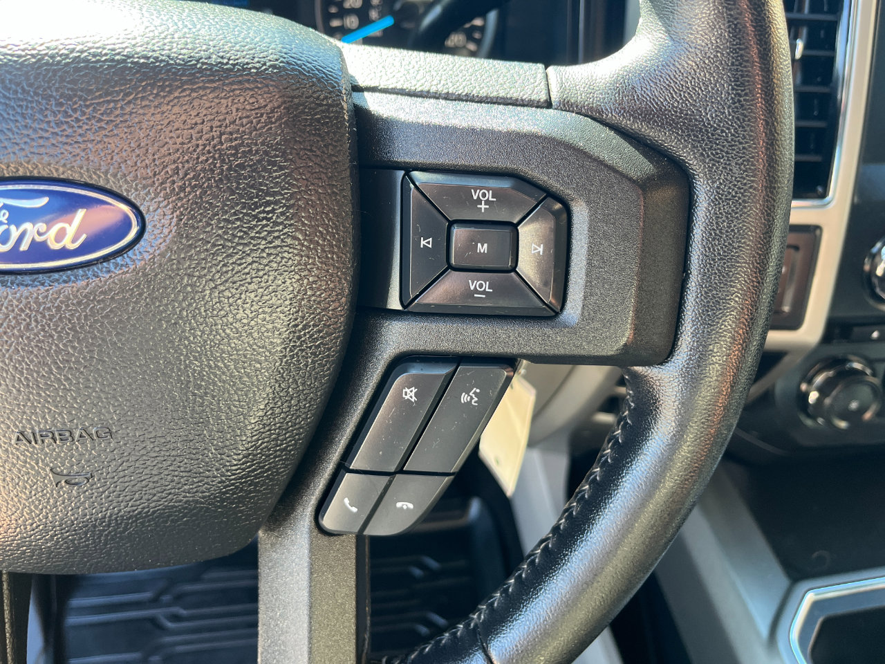 Used 2018 Ford F150 XLT w/ Equipment Group 301A Mid image 18