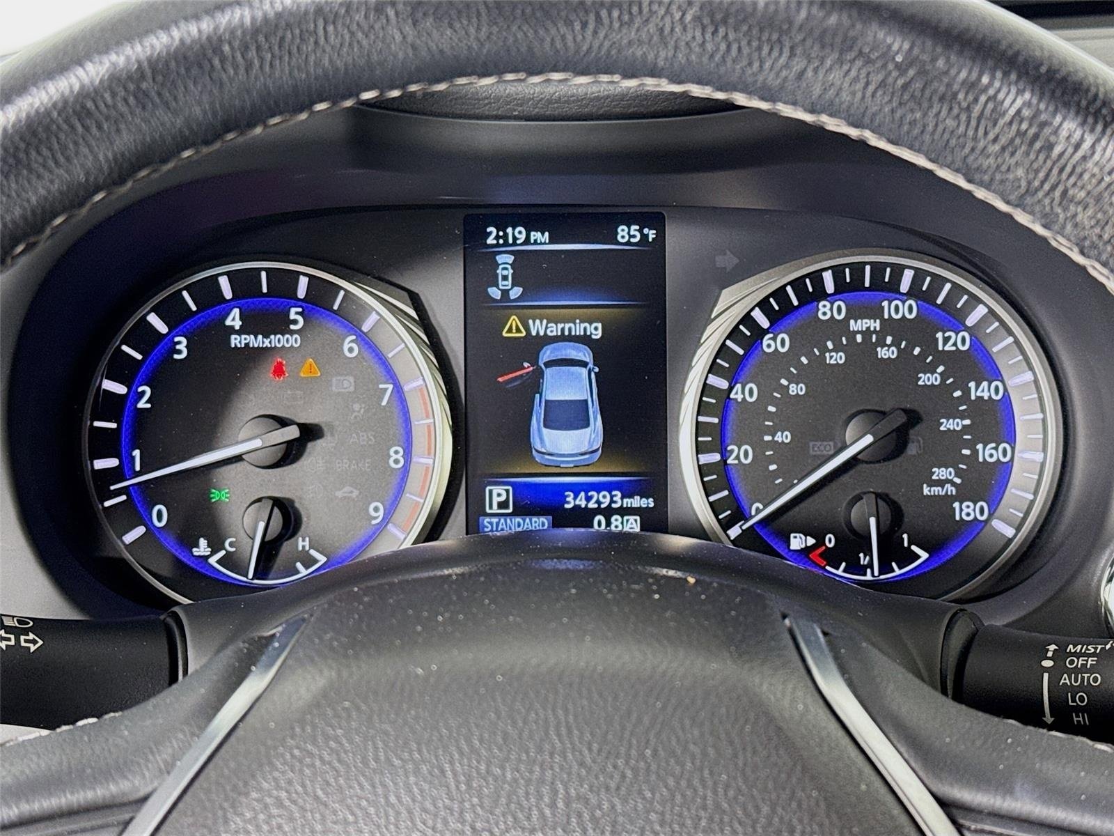 Used 2019 INFINITI Q60 3.0t Luxe w/ Essential Package RWD image 14