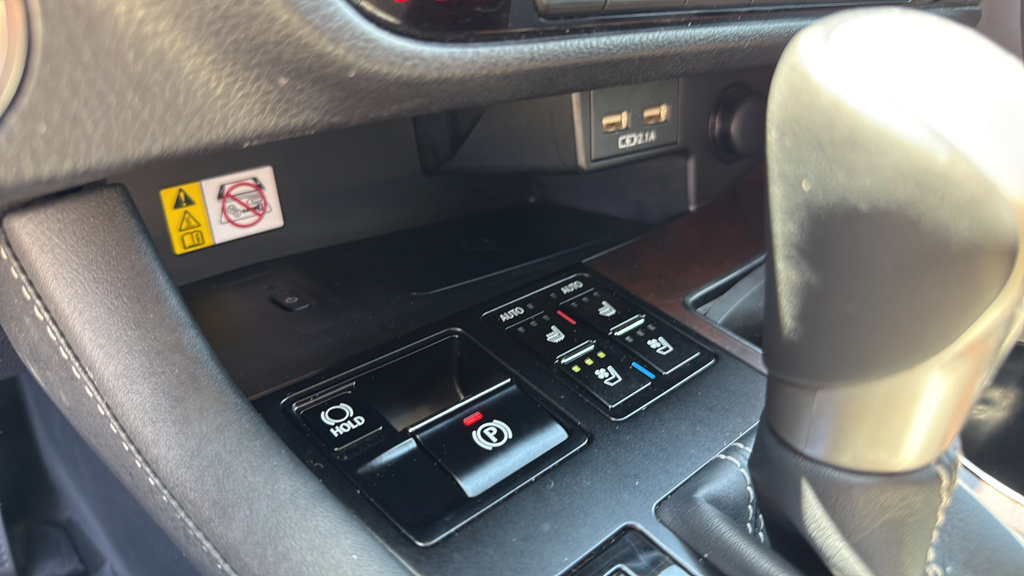 Certified 2022 Lexus RX 350 AWD w/ Premium Package image 27