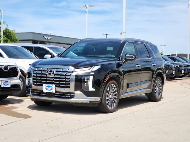 Used 2025 Hyundai Palisade Calligraphy image 2