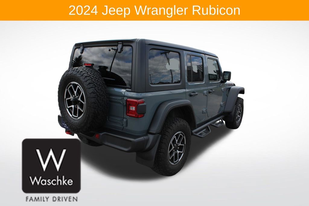 Used 2024 Jeep Wrangler Unlimited Rubicon w/ Convenience Group AWD/4WD image 8