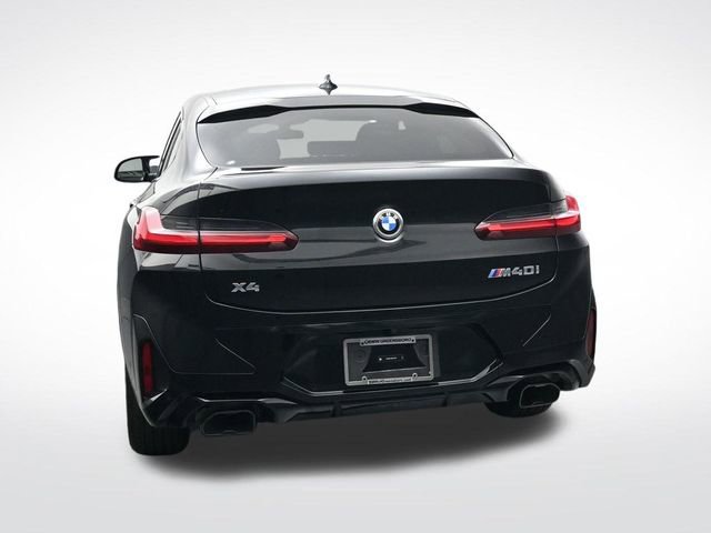 Used 2024 BMW X4 M40i w/ Premium Package image 5
