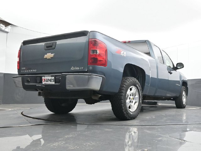 Used 2009 Chevrolet Silverado 1500 LT w/ Power Pack Plus AWD/4WD image 38