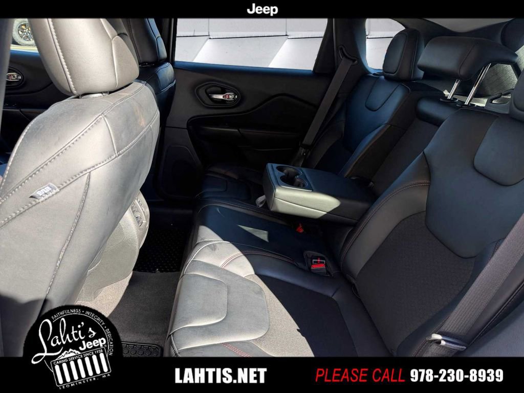 Certified 2022 Jeep Cherokee Trailhawk w/ Sun, Sound & Nav Group image 11