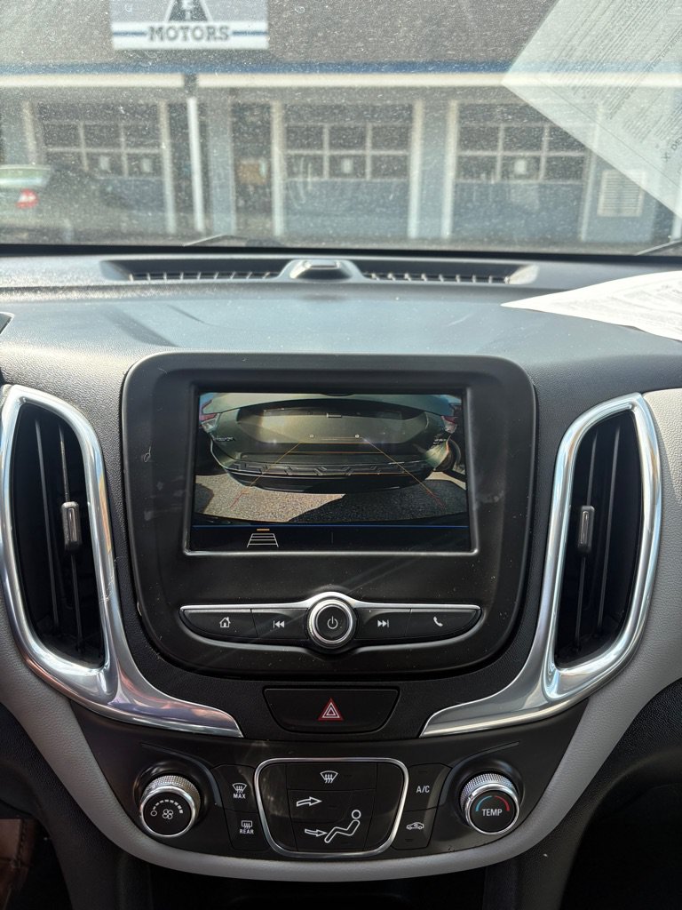 Used 2019 Chevrolet Equinox LS w/ LS Convenience Package AWD/4WD image 19
