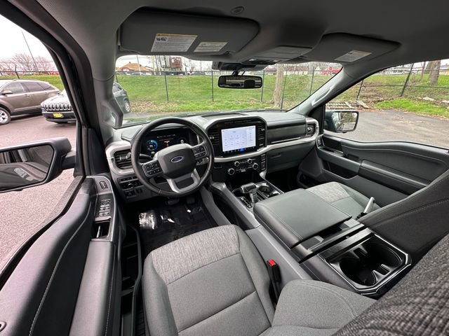 Used 2023 Ford F150 Lightning XLT image 27