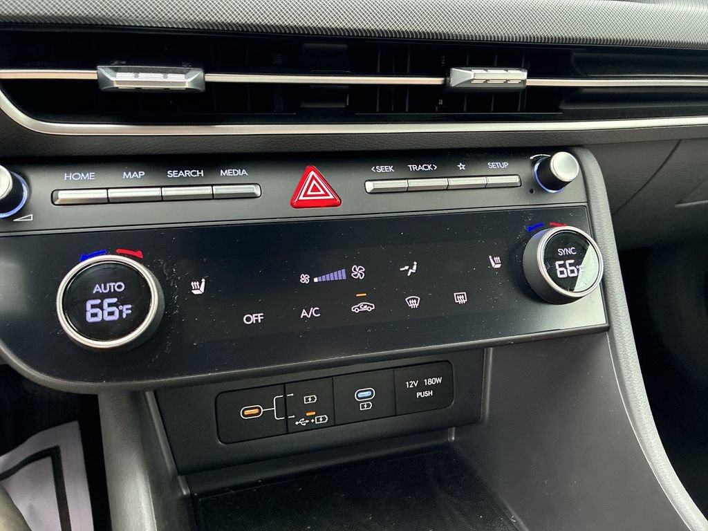 Used 2025 Hyundai Sonata SEL AWD/4WD image 17