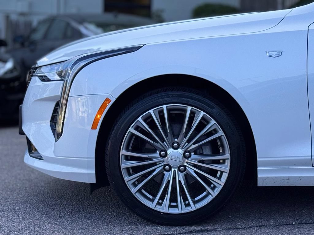 Used 2020 Cadillac CT4 Premium Luxury AWD/4WD image 11