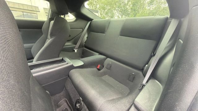 Used 2022 Toyota GR86 w/ ALL Weather Mat Package (TMS) RWD image 16