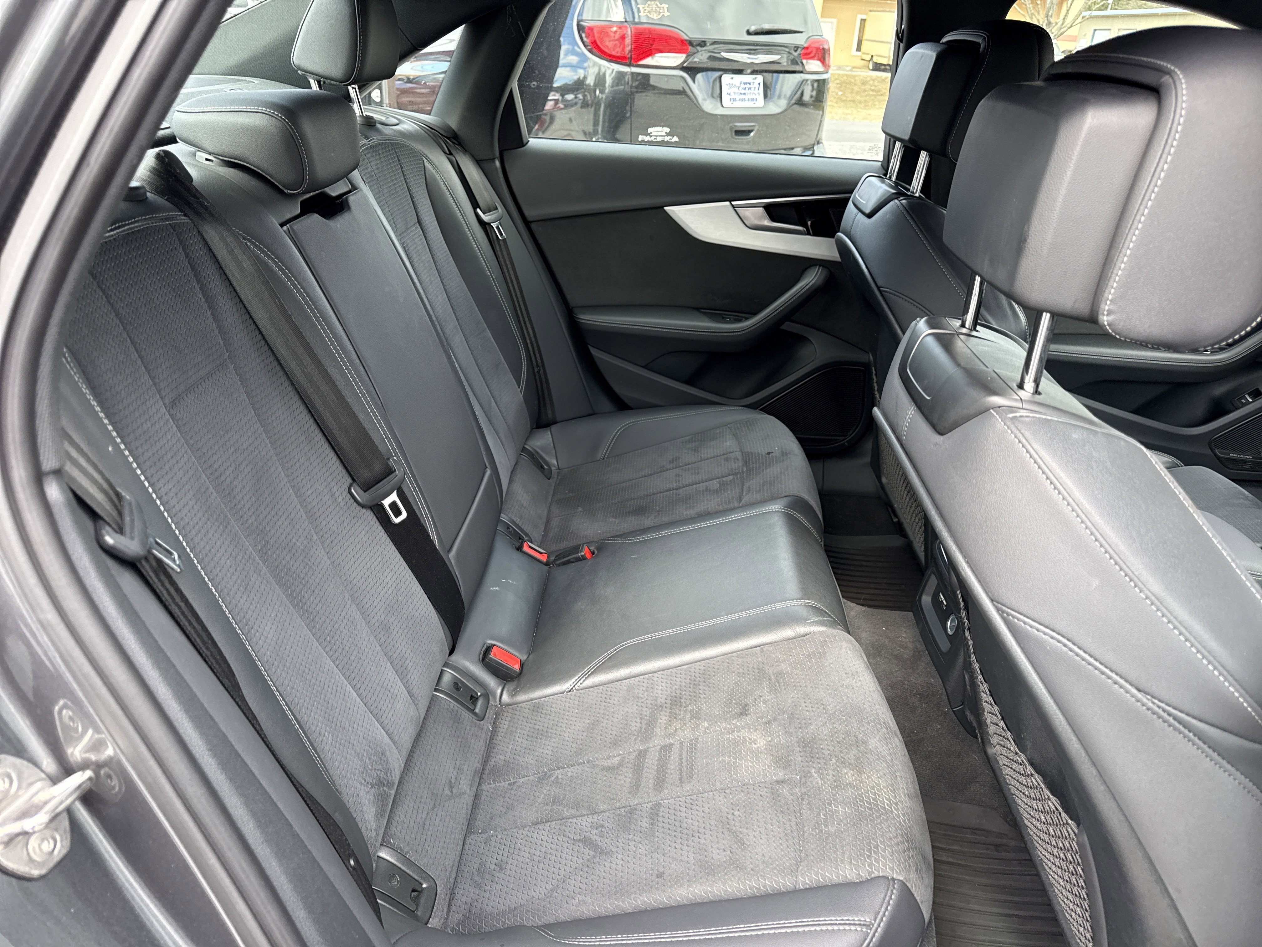 Used 2022 Audi A4 2.0T Premium Plus w/ Premium Plus Package image 31