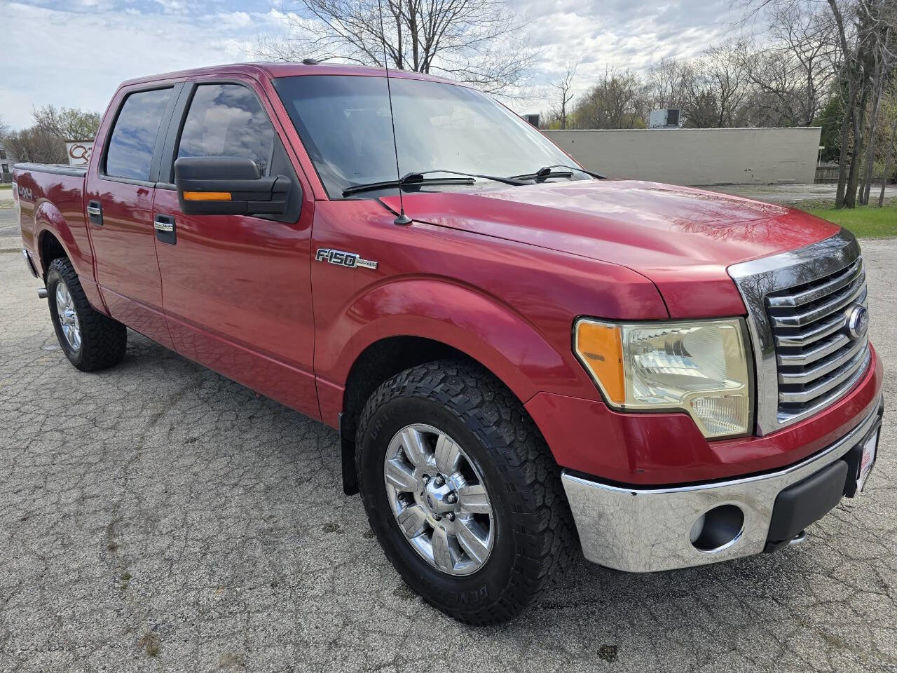 Used 2010 Ford F150 XLT image 3