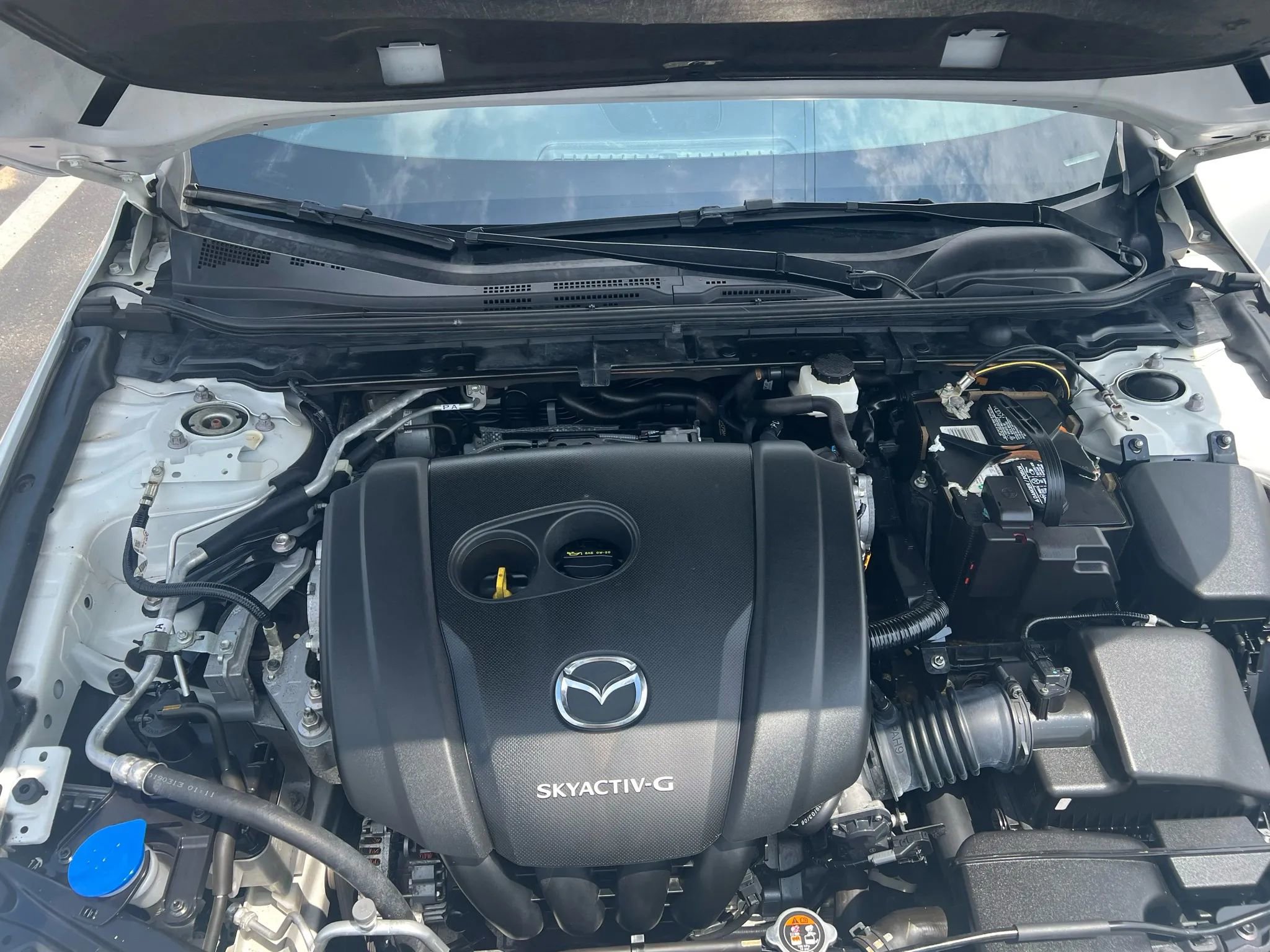Used 2019 MAZDA MAZDA3 Hatchback image 9