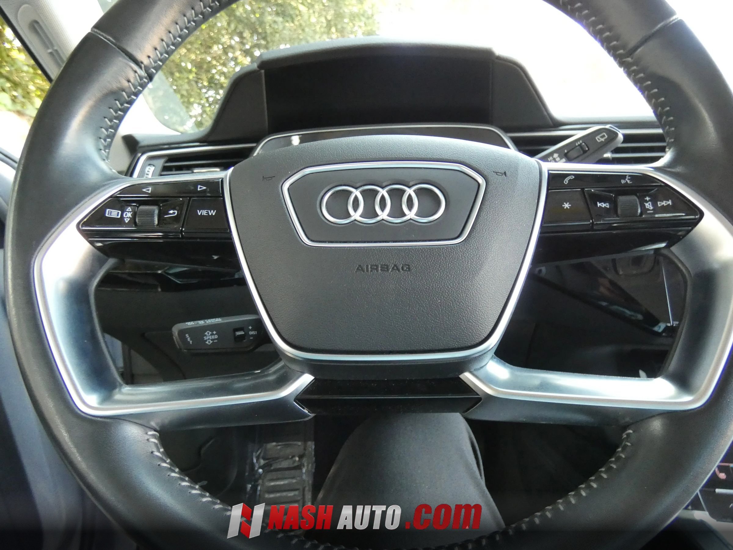 Used 2021 Audi e-tron Premium Plus AWD/4WD image 59
