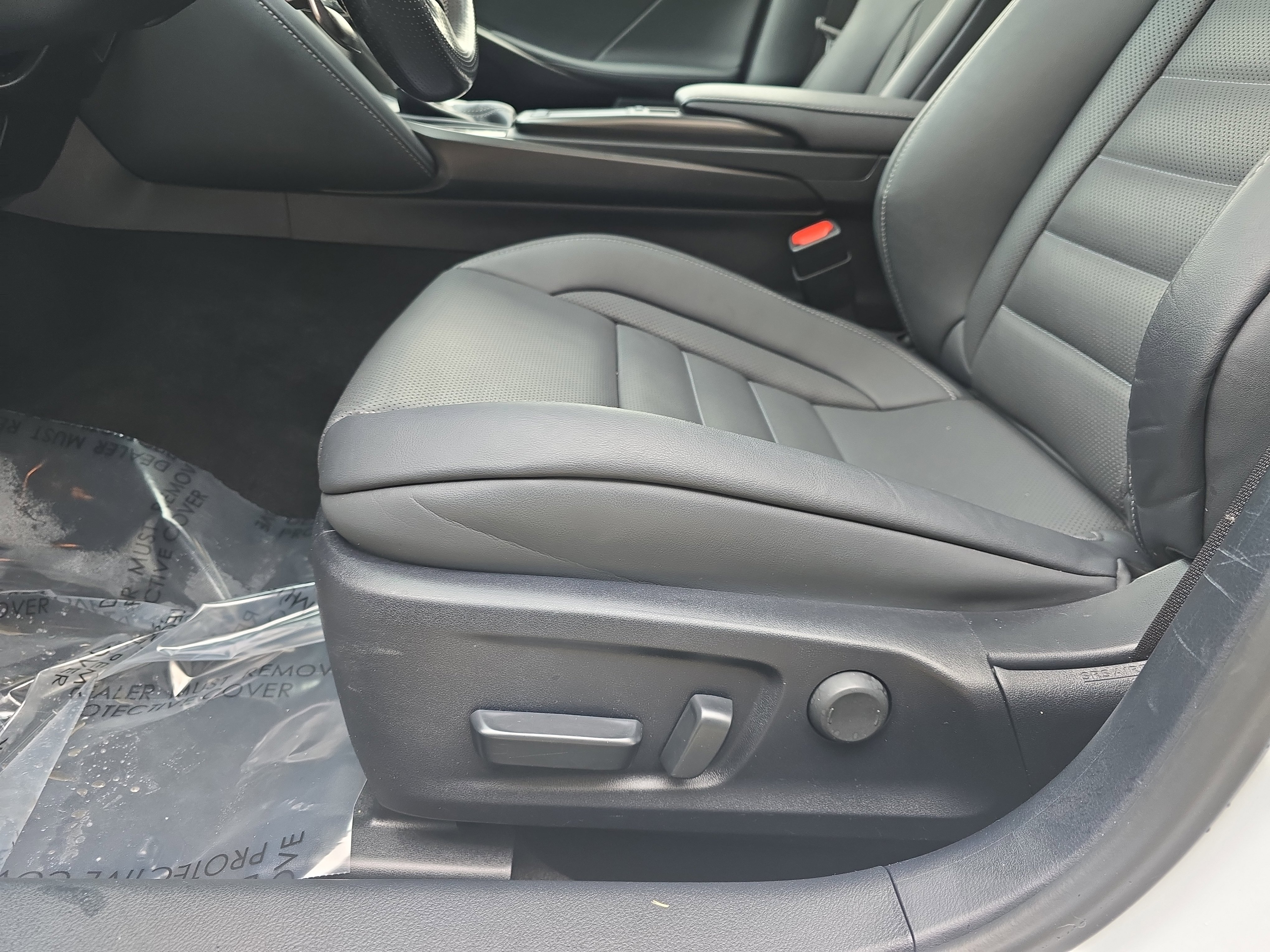 Used 2023 Lexus IS 350 F Sport image 25