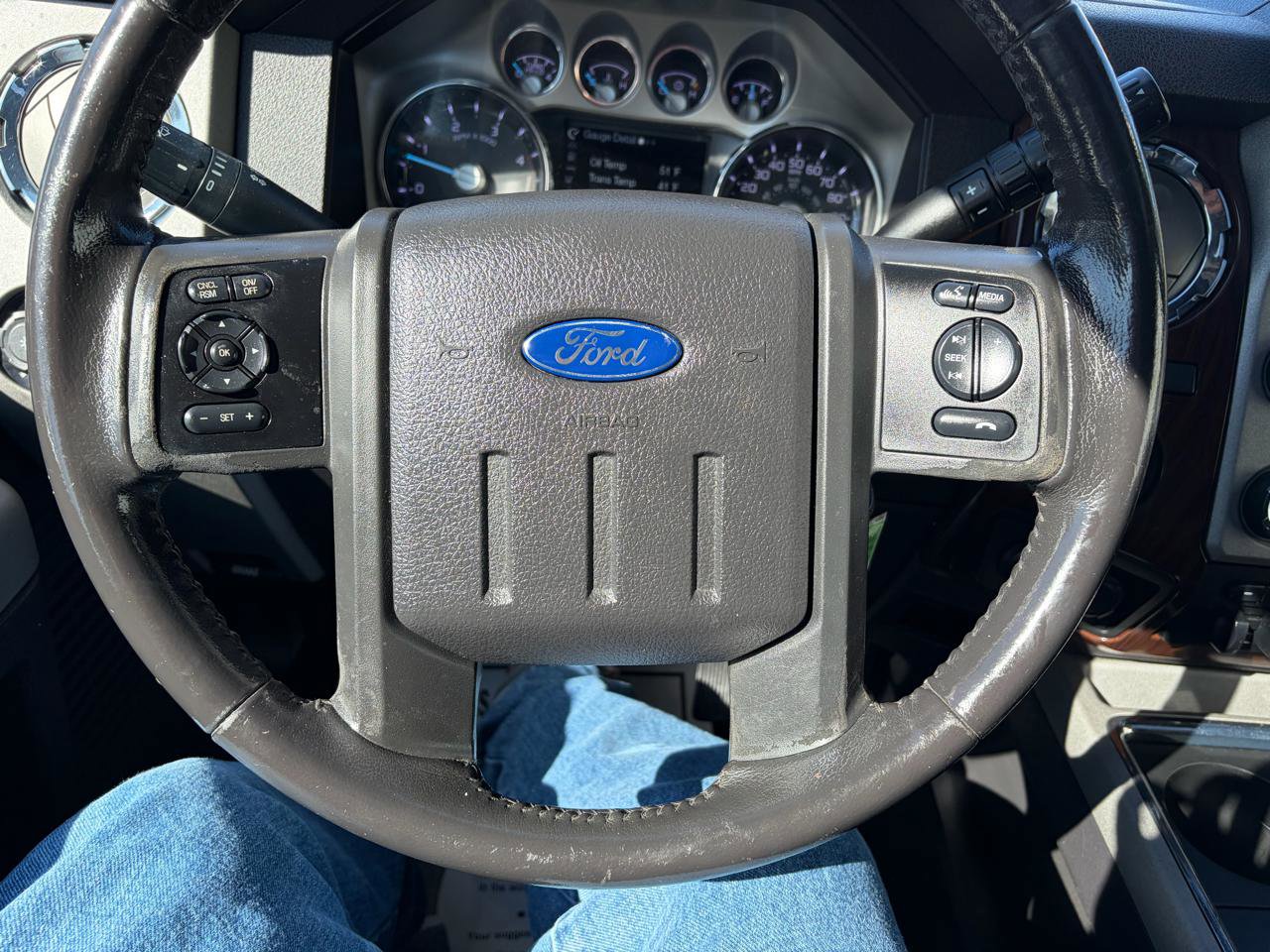 Used 2015 Ford F350 Lariat w/ Lariat Ultimate Package image 31