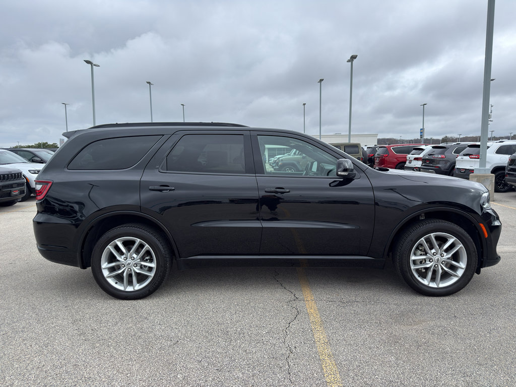 Used 2025 Dodge Durango GT AWD/4WD image 4
