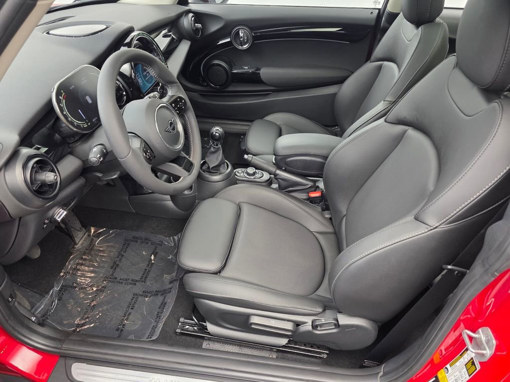 Used 2024 MINI Cooper S FWD image 9