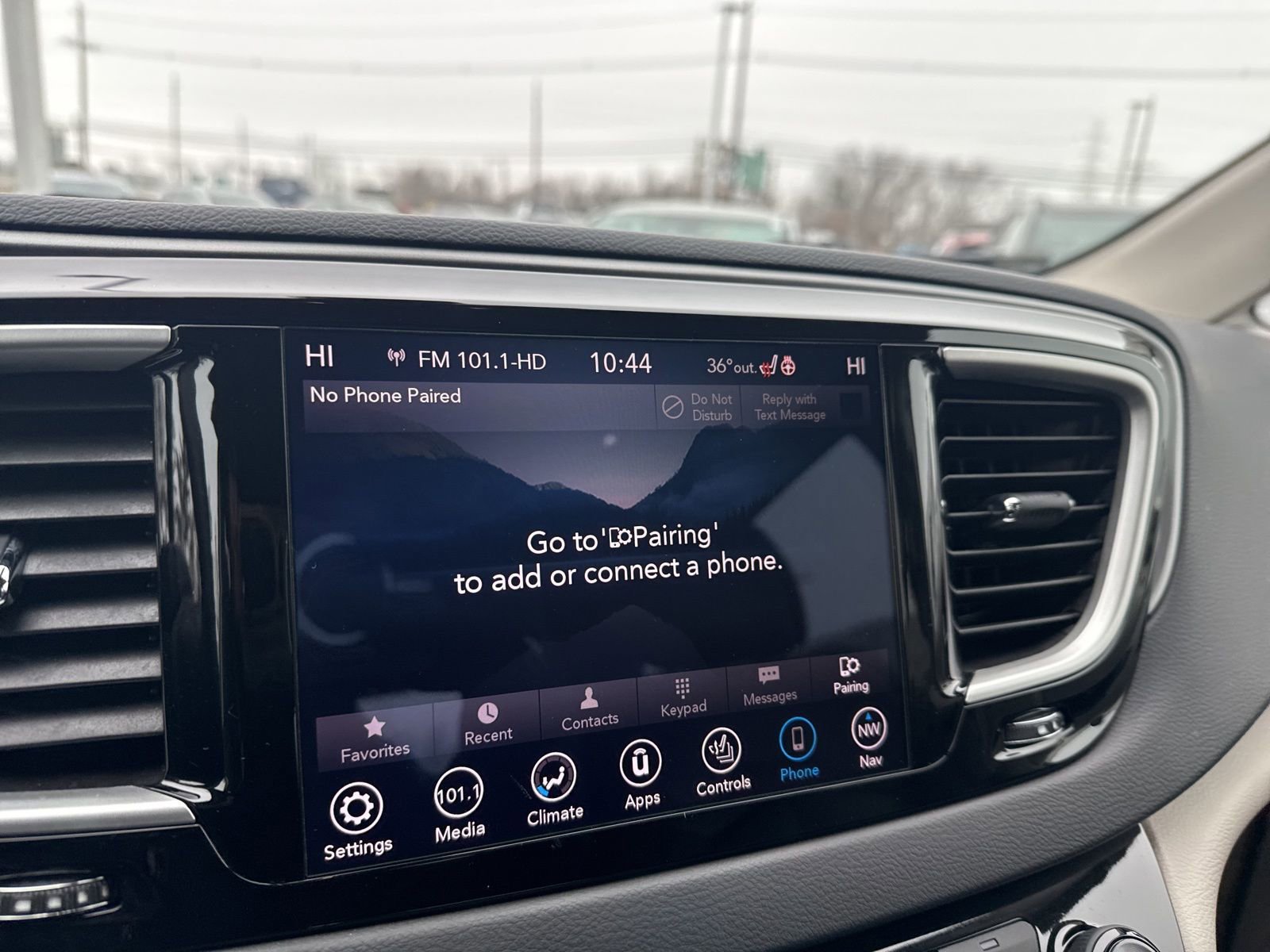 Used 2020 Chrysler Pacifica Touring-L image 19