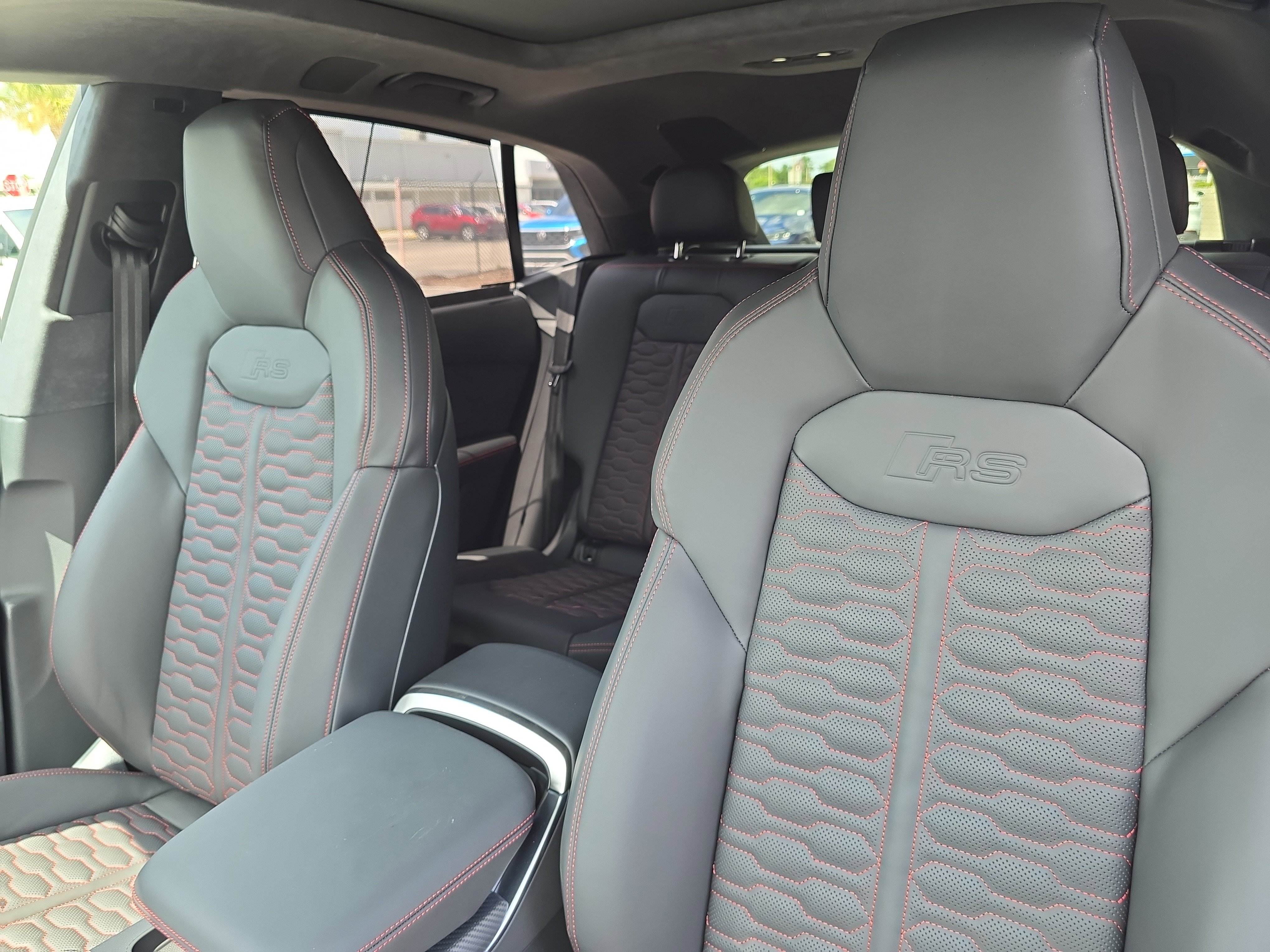 New 2025 Audi RS Q8 performance image 21