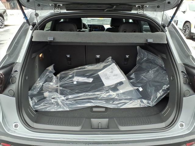 New 2026 Chevrolet Trax RS w/ Driver Confidence Package image 4