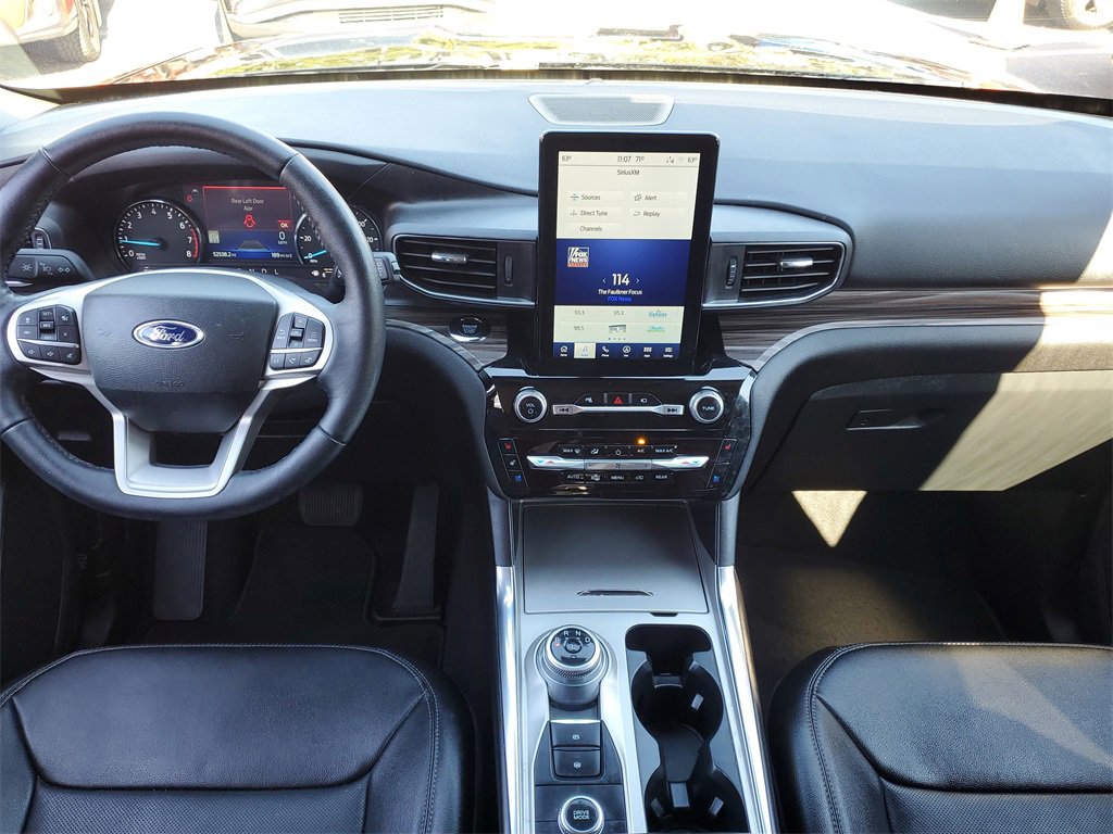 Used 2022 Ford Explorer Limited w/ Limited Technology Package image 16