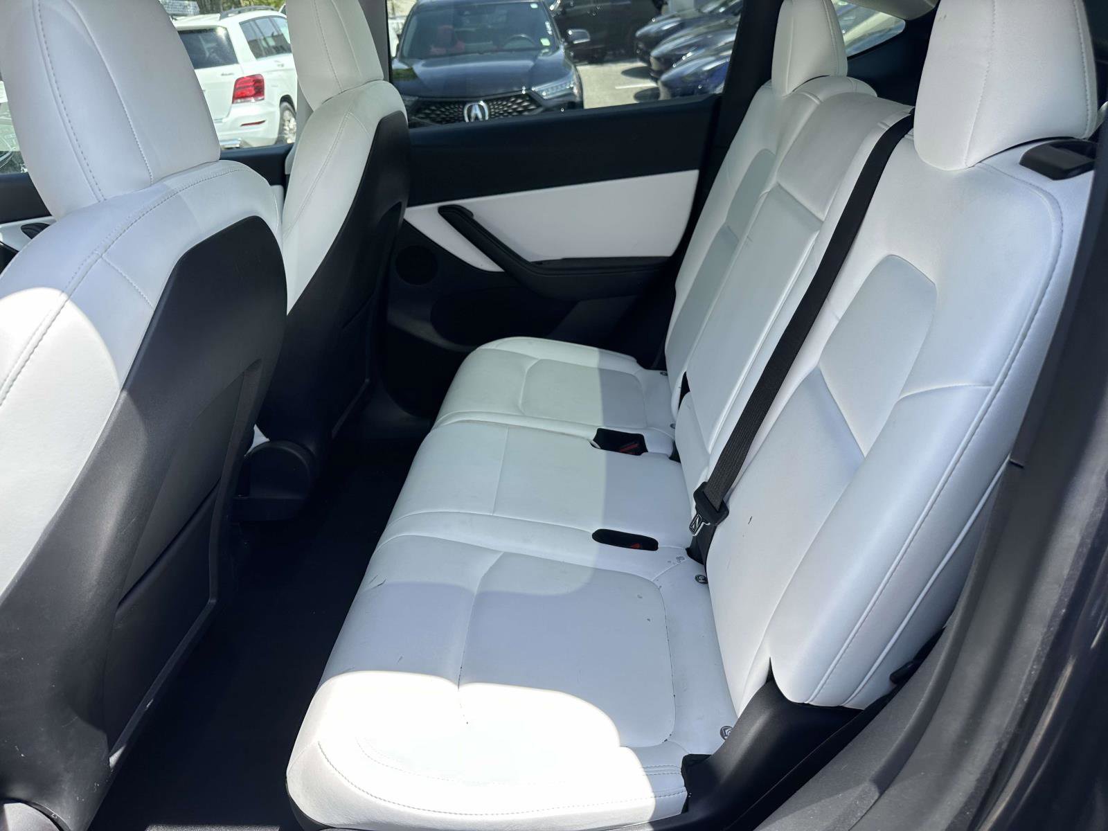 Used 2022 Tesla Model Y Long Range AWD/4WD image 18