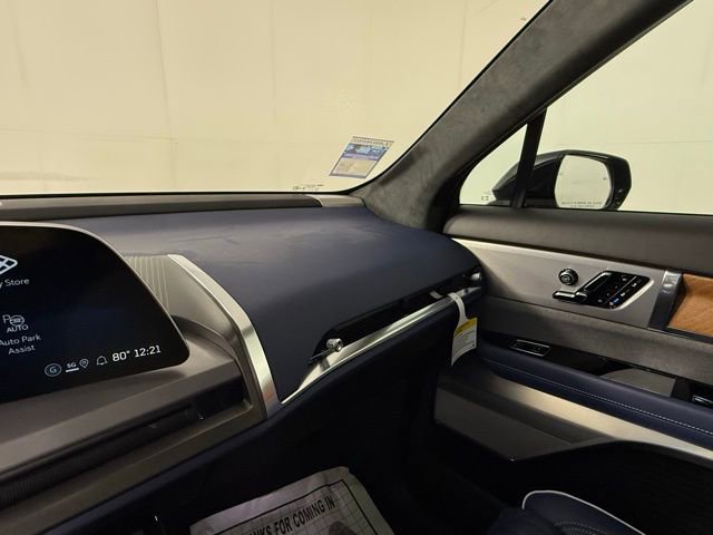 New 2026 Cadillac Vistiq Premium Luxury image 17