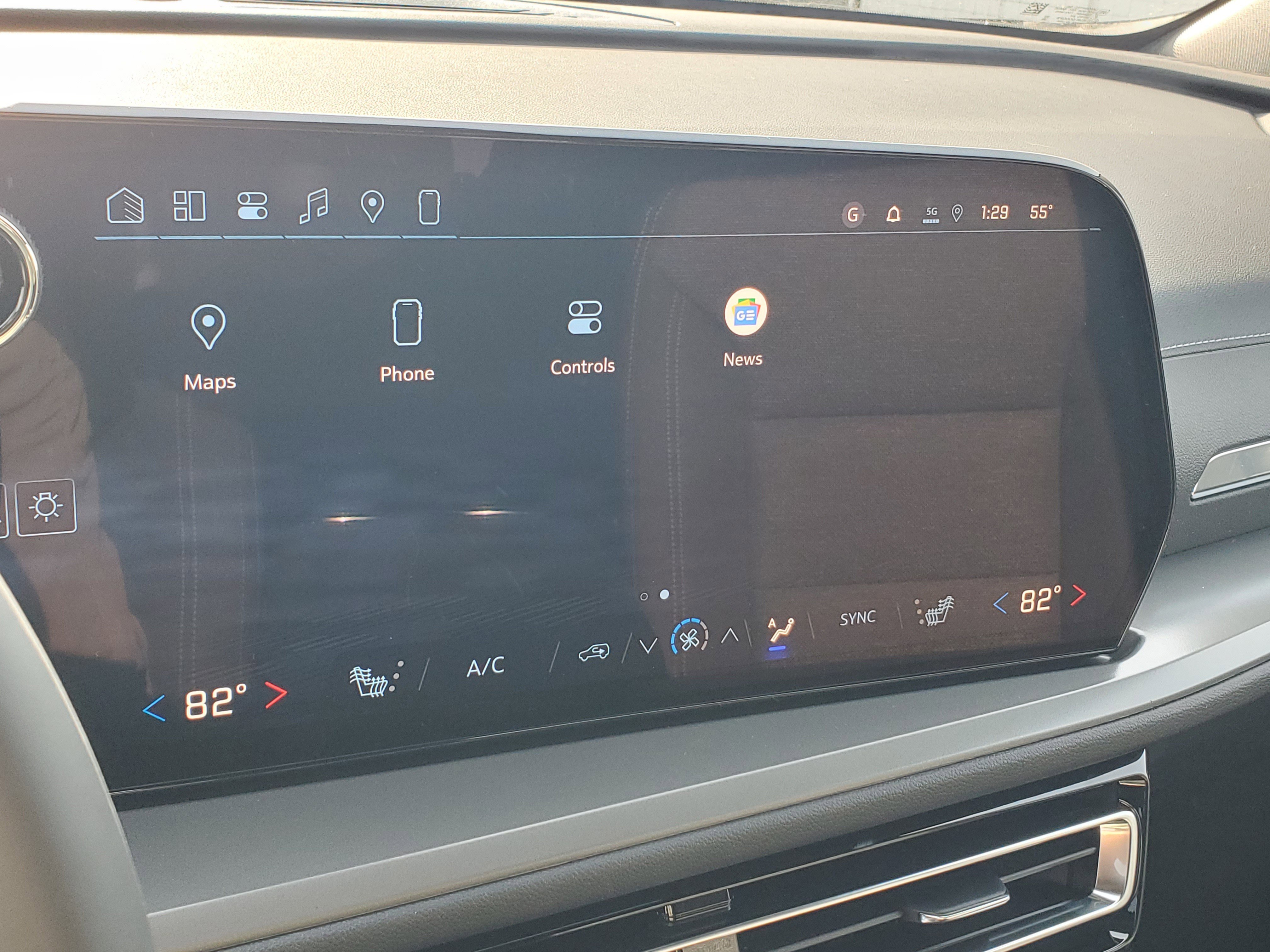 New 2026 Chevrolet Traverse LT w/ Sun and Wheel Package image 18