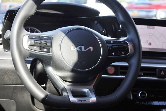 Used 2023 Kia K5 GT-Line image 31